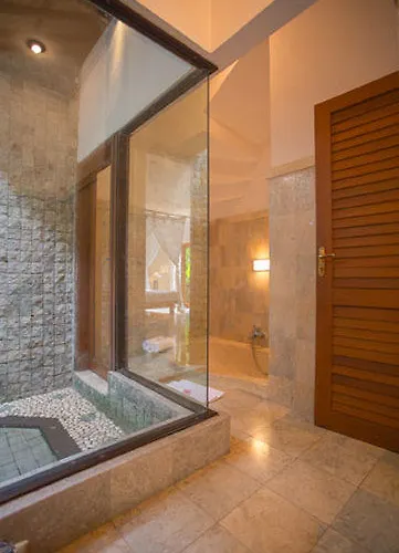 Sonia Hotel 4*
